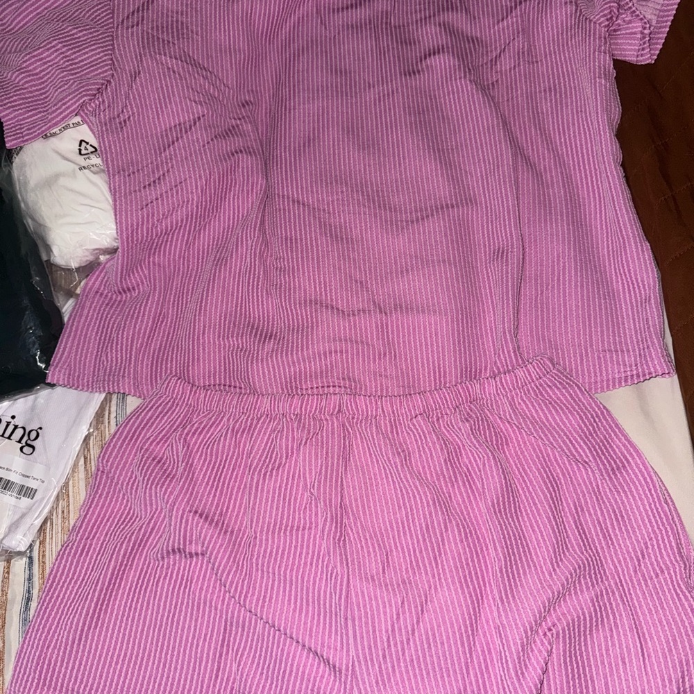 Pink matching lounge set - Picture 7 of 7